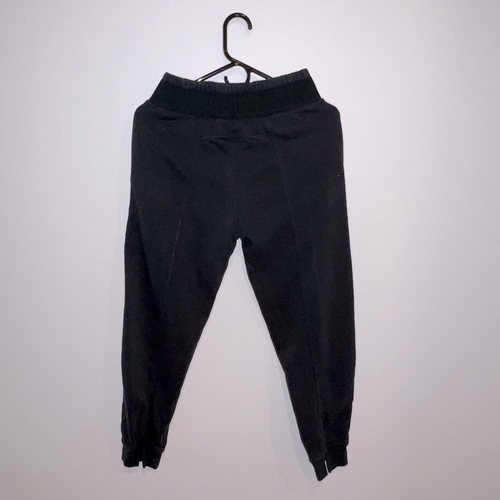 The BLack Sweatpant